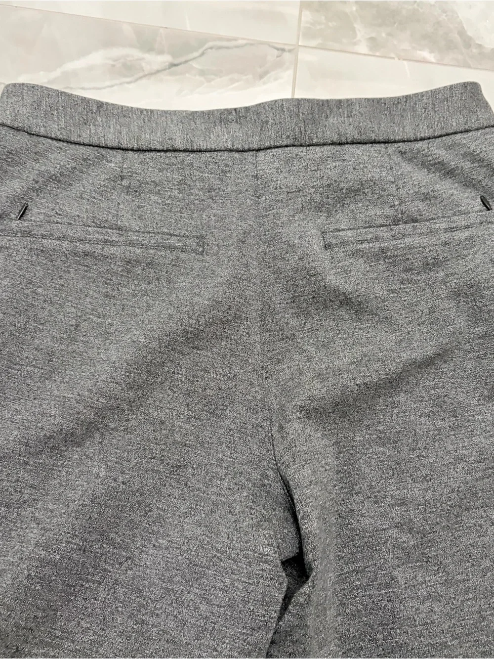 Lululemon Pants City Trek Trouser Size 8 Heathered Gray black Tapered like new